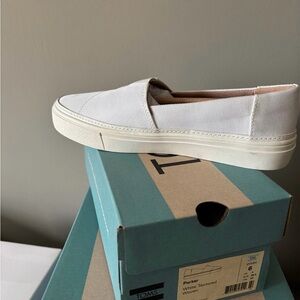 TOMS Parker White Woven Slip-Ons